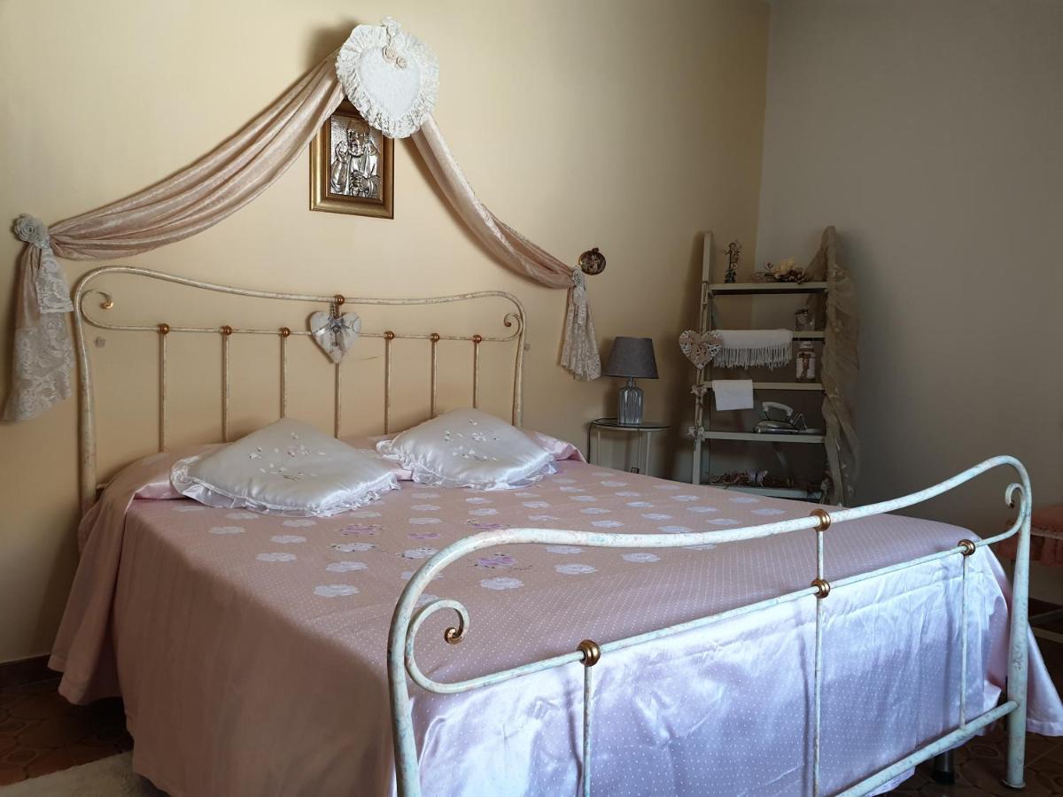 Вилла Casa Di Mamma Rosa Castelnuovo Parano Экстерьер фото